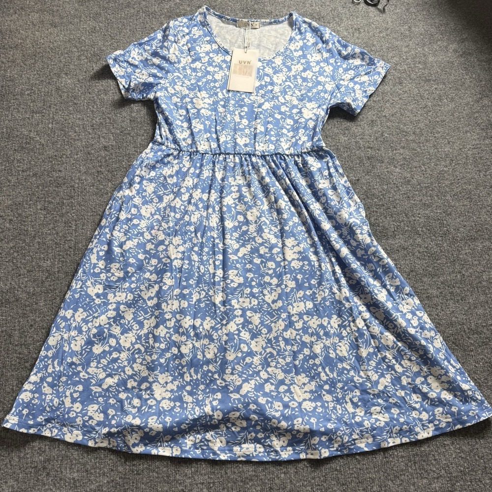 UVN Floral Casual Sundress Women's‎ Short Sleeve Blue White Empire Waist NWT